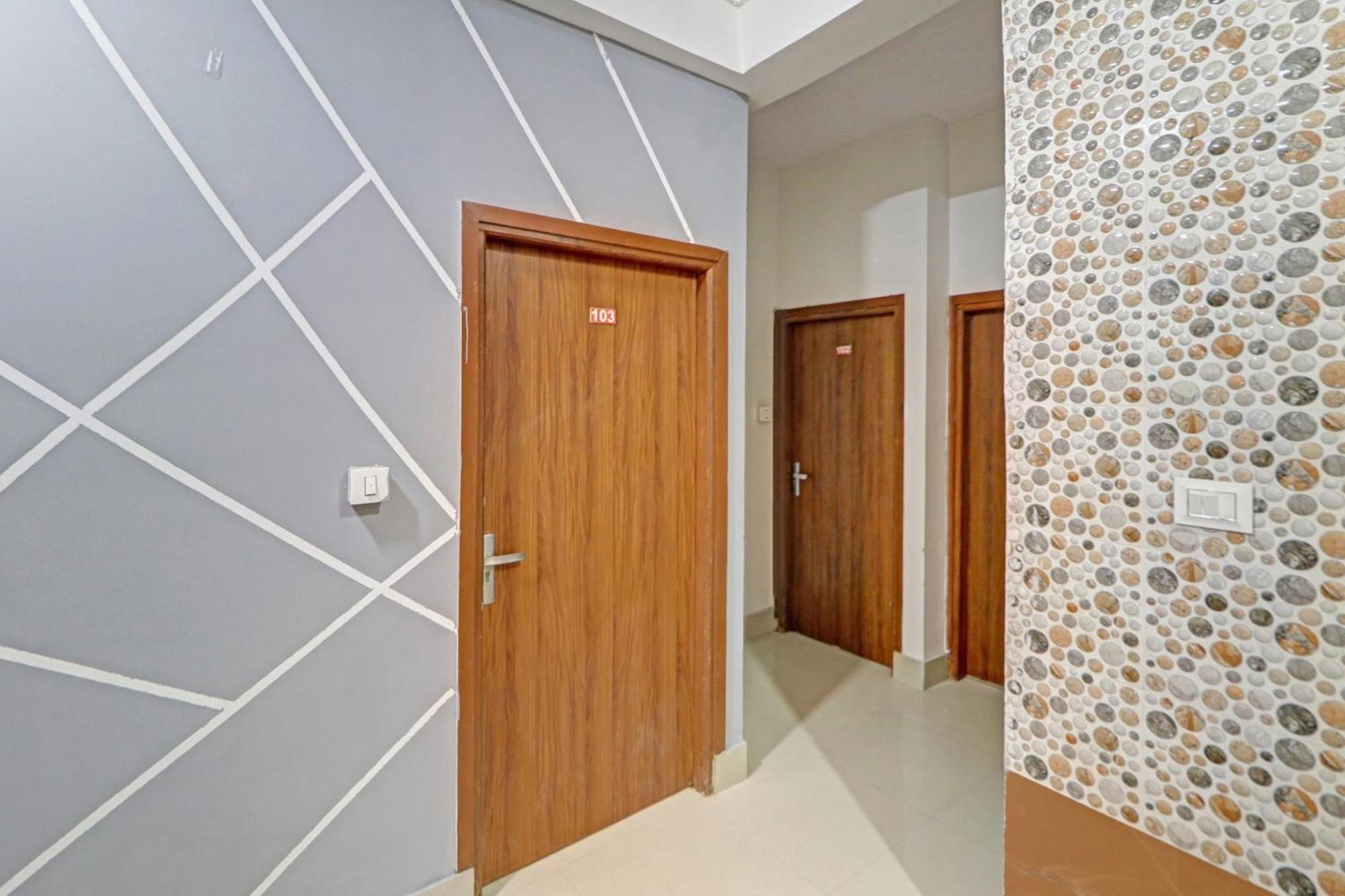 Hotel O Star Ki New Delhi Exterior photo