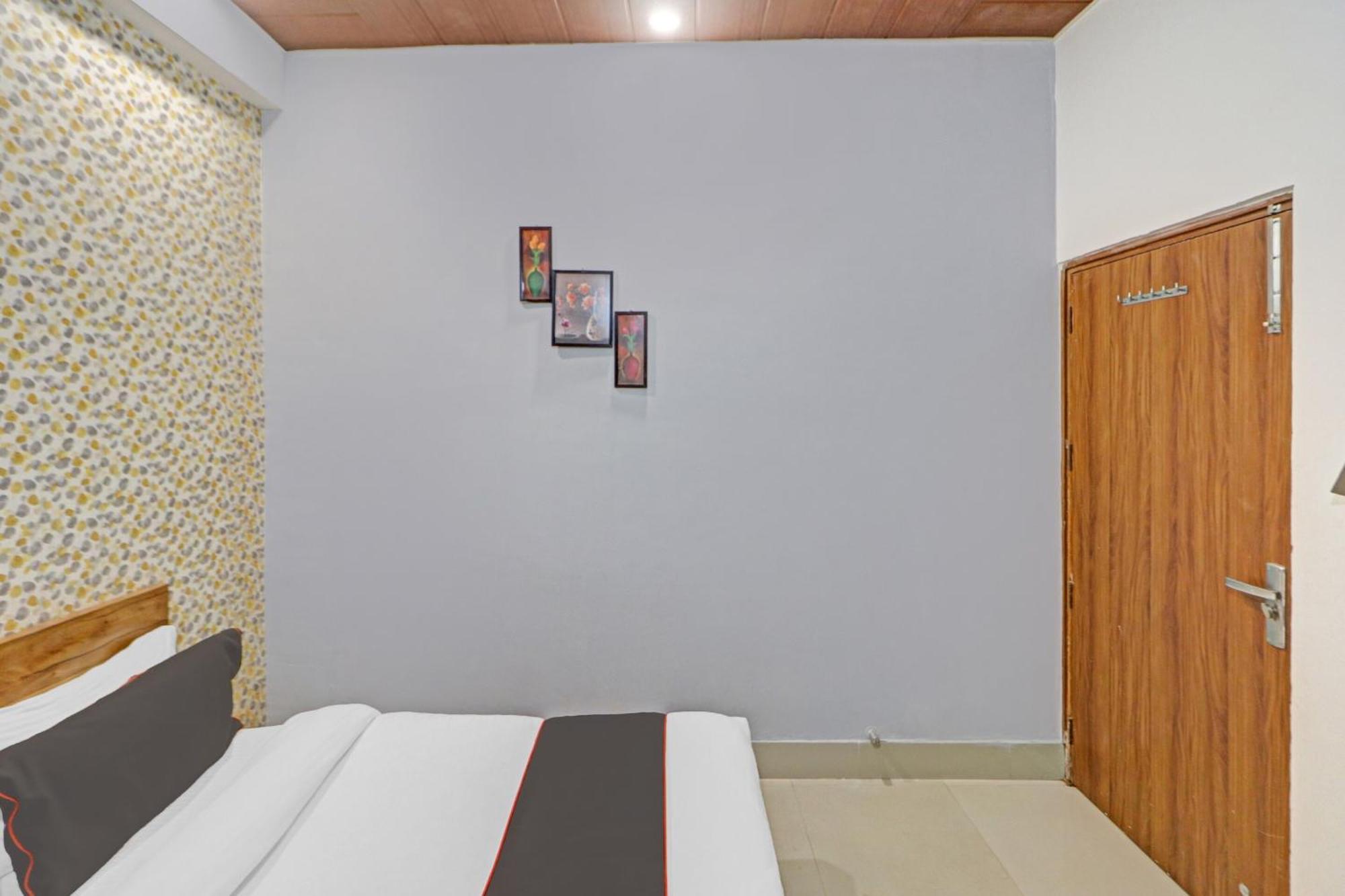 Hotel O Star Ki New Delhi Exterior photo